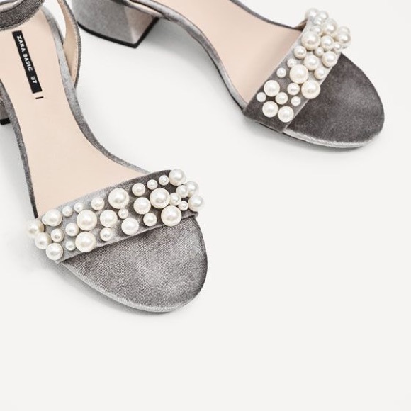 ZARA Grey Velvet Sandals with Pearl Appliqué - Picture 10 of 14